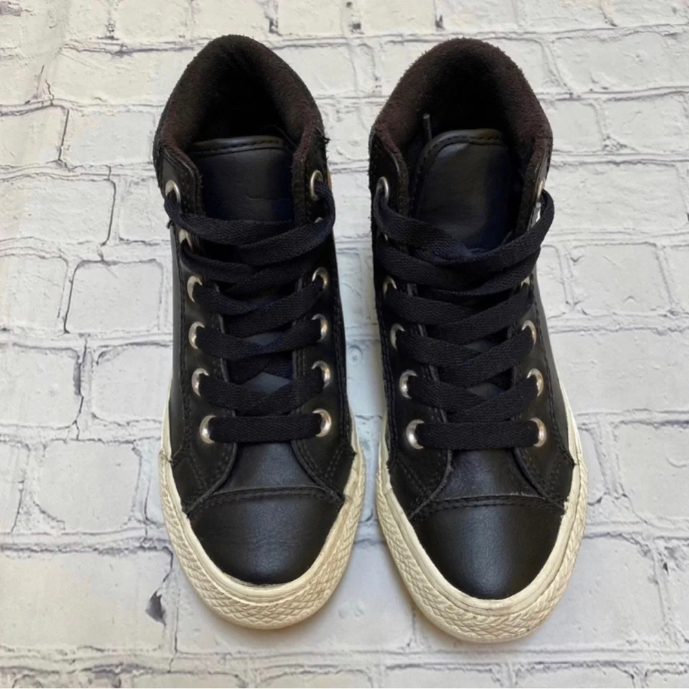 Black Leather Converse Sneaker